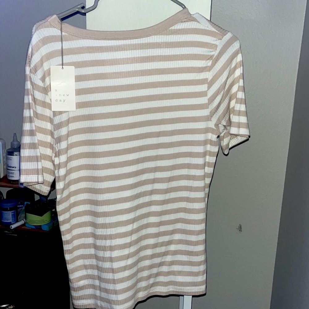 Target New Day Top - Picture 2 of 2